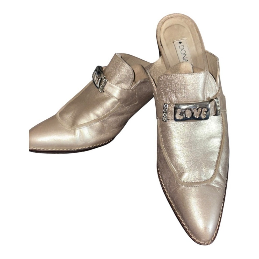 Vintage Donald Pliner Rare Soft Gold Metallic Mules w LOVE Logo Hardware 8 N